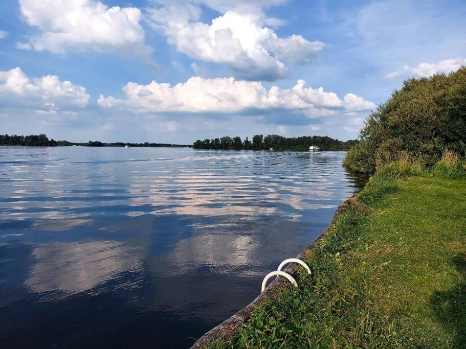 Tiny House "De Veenpolder" De Veenhoop Zewnętrze zdjęcie